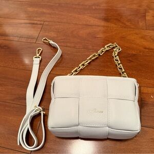 Roberta Rossi Milano genuine leather shoulder/ crossbody straps bag in white